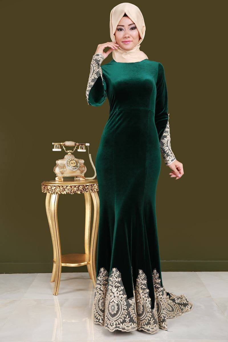 Burgundy Saudi Arabic Mermaid Evening Dresses High Neck Long Sleeves Velour Gold Lace Applique Formal Gown Plus Size