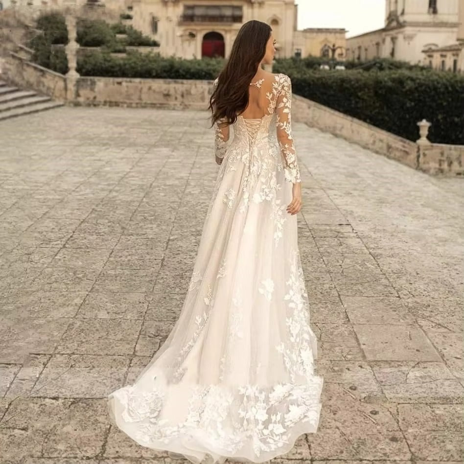 Modern Charming Scoop Neck A-Line Tulle Wedding Dresses Vintage Lace Up Appliques Bride Gowns Elegant Long Sleeve Robe De Mariee