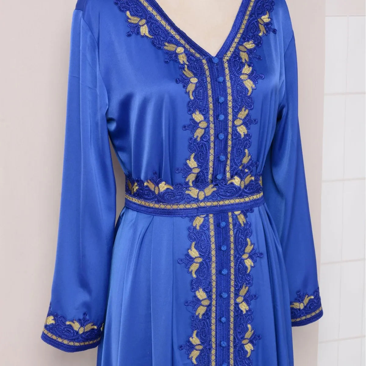 Abaya For Women Muslim Dubai New Embroiled Robe Blue V-neck Caftan Kaftan Party Ramadan Gurban Arab Abaya Elegant Women Clothing Blue