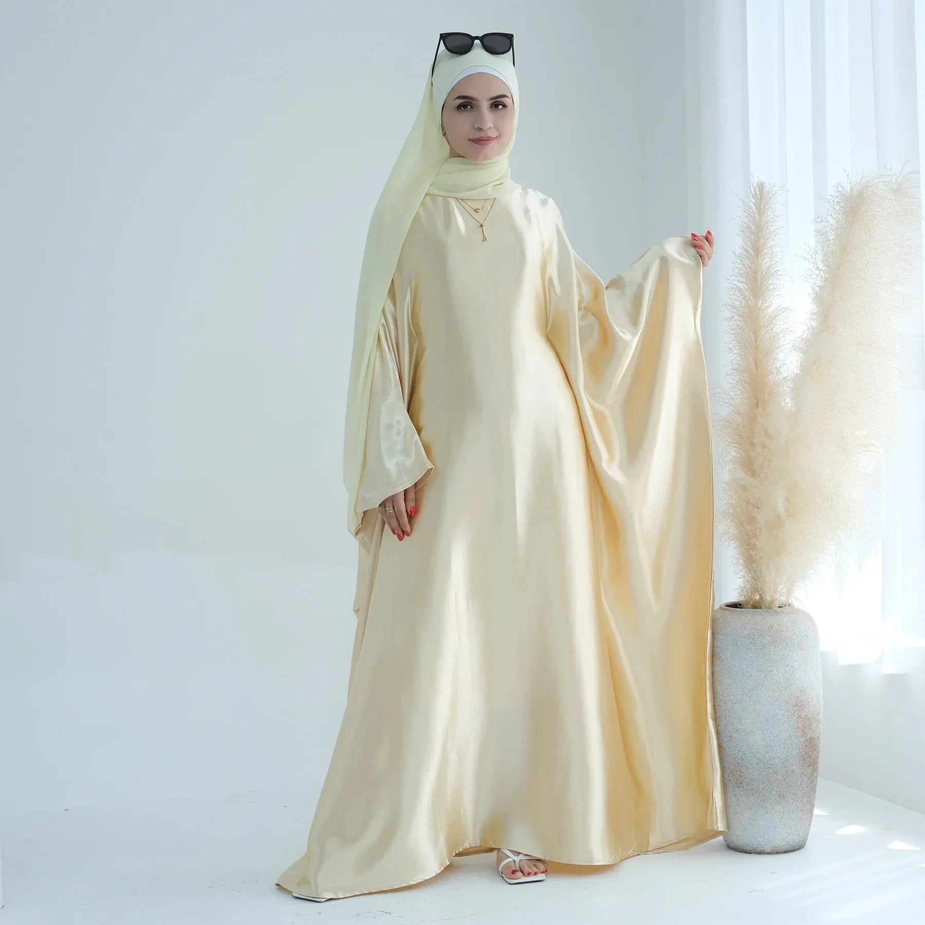 Kaftan Dubai Luxury Shiny Satin Evening Party Abaya Dress Muslim Women Islamic Clothing Caftan Turkish Ramadan Eid Moroccan Apricot and Scarf