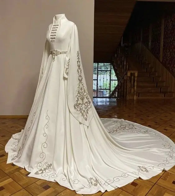 Arabic Fashion Circassian National Wedding Dresses Muslim Embroidery Beaded Long Sleeve Cape Caftan Bridal Dress Gown WHITE