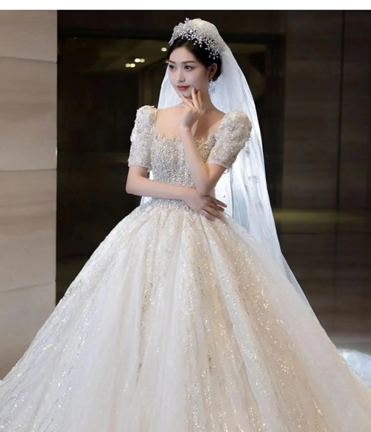 Short Sleeve Beading Wedding Dress New Luxury Big Train Bride Dresses Tuller Ball Gown Wedding Dresses Vestido De Noiva