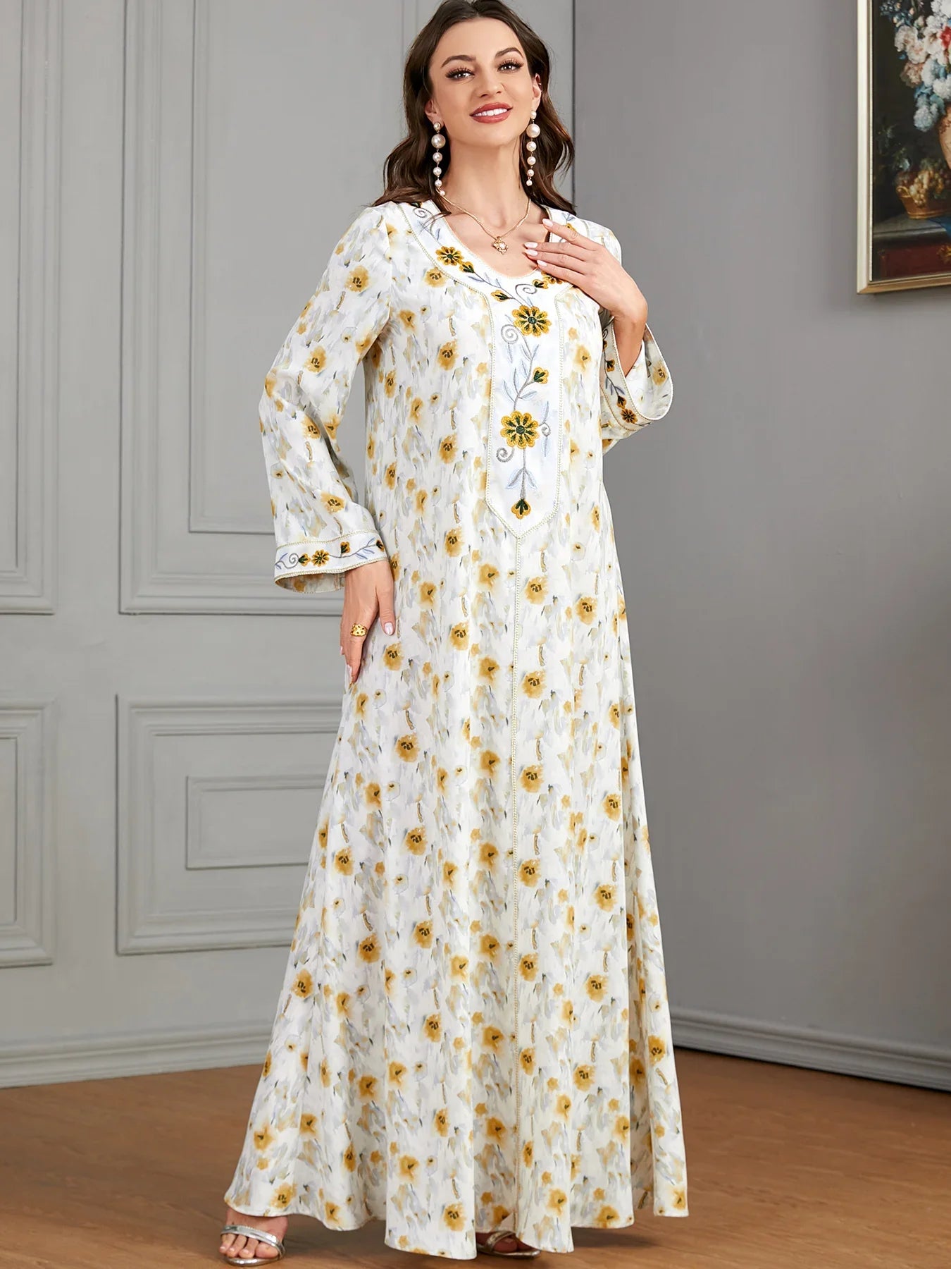 Kaftans for Woman Floral Embroidery Jalabiya Dubai Kuwaiti Gulf Abayas Long Arabic Dress Muslim Caftan Party Ramadan Eid Hijabi Yellow