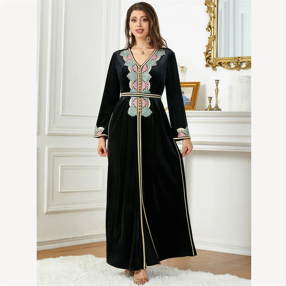 2024 Autumn Winter Velvet Abaya Embroidery for Muslim Women Maxi Dress Turkey Arabic Kaftan Robe Eid Party Dubai Robes Vestidos 002-4 Black