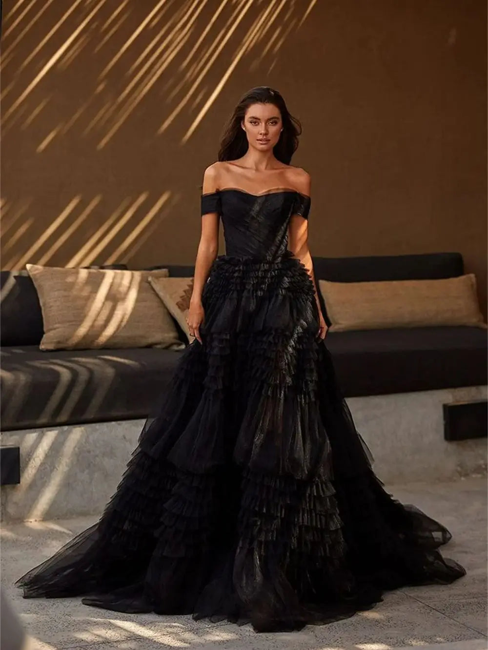 Sexy Off Shoulder Prom Dress Black Multilayer فستان حفلات الزفاف Luxury Ball Gown Tulle Puffy Robes De Soirée Black