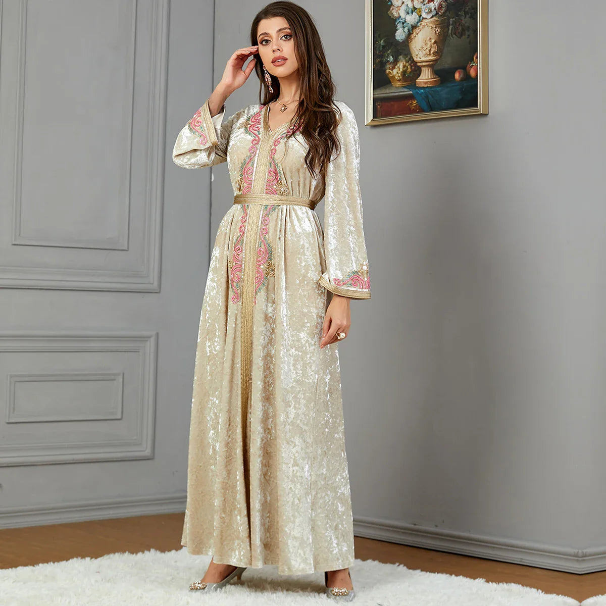 Velour Kaftan Dress Dubai Moroccan Arabic Evening Party Gown Winter Abaya Islamic Clothing Embroidery Appliques Muslim Women Apricot