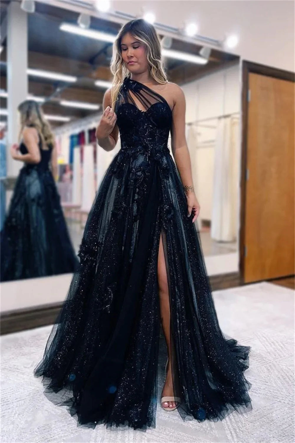 Black One Shoulder A-line فساتين سهره فاخره Lace Embroidery Side Split Tulle فساتين السهرة Sweet Flower Prom Dresses AS PIC