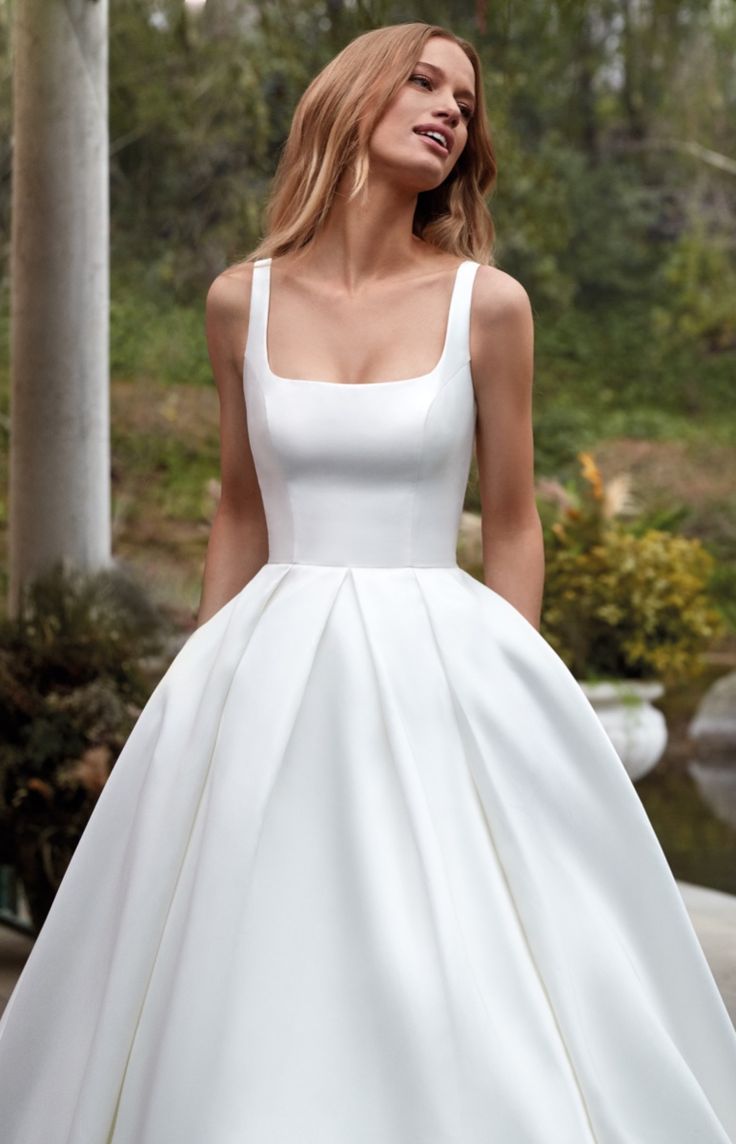 PERFECT Simple Square Collar A-Line Wedding Dresses Elegant Sleeveless Backless Bridal Gowns Satin Custom Made Robe De Mariée