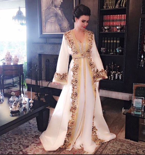 White Muslim Evening Dresses Long Luxury Dubai Kaftan Dress Long Sleeves Formal Dress Evening Party Gown Prom