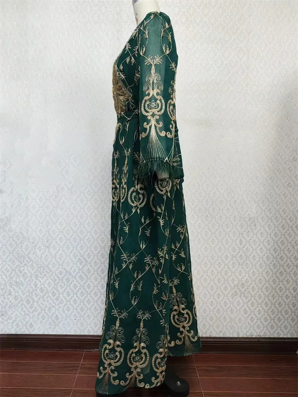 Dubai Gold Floral Embroidery Sequins Feathers Patchwork Long Sleeve V Collar Ethnic Party Gown With Sashes Eid Al-Adha