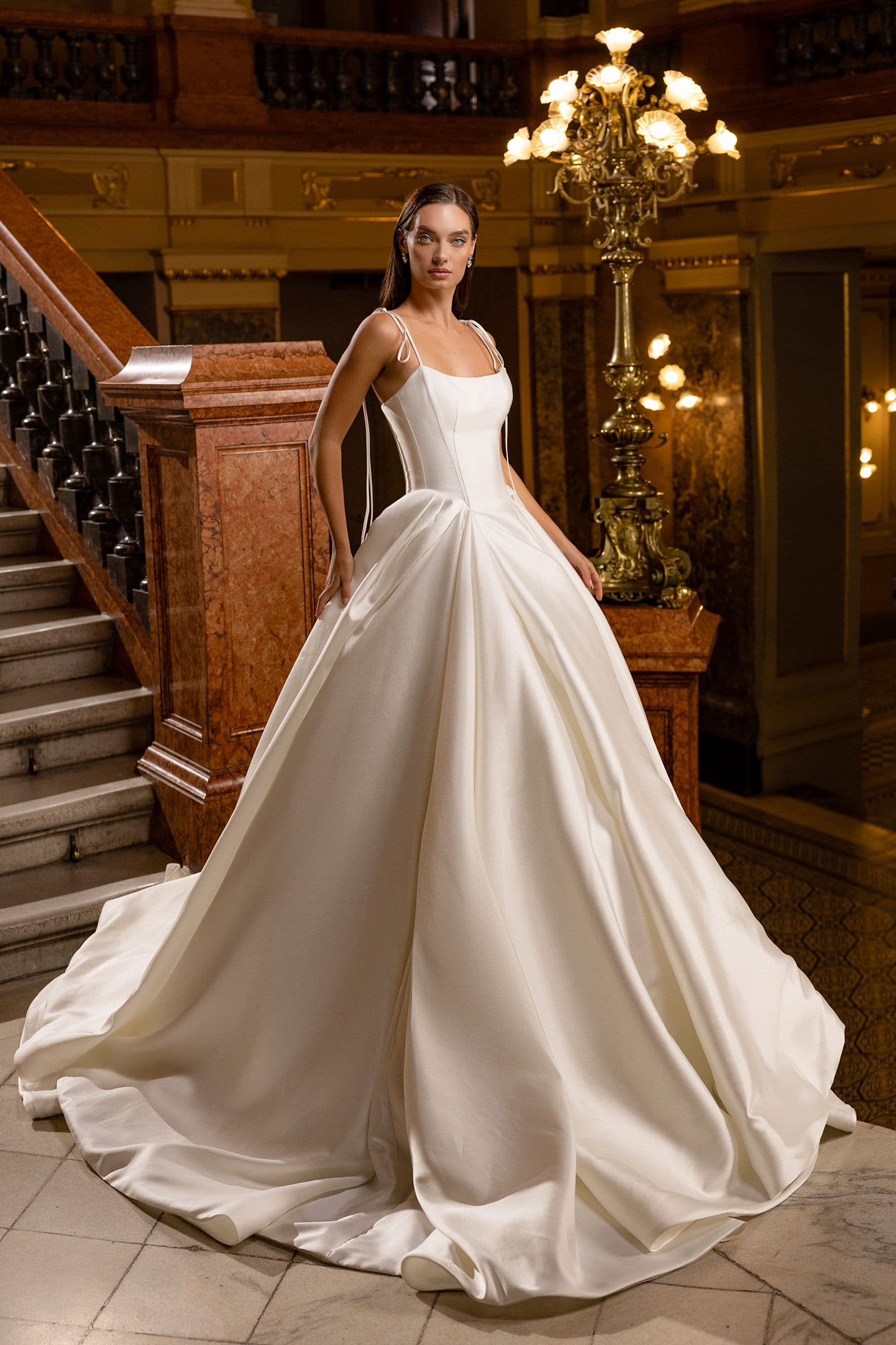 Elegant Wedding Dresses Spaghetti Strap A-Lin Bridal Gown