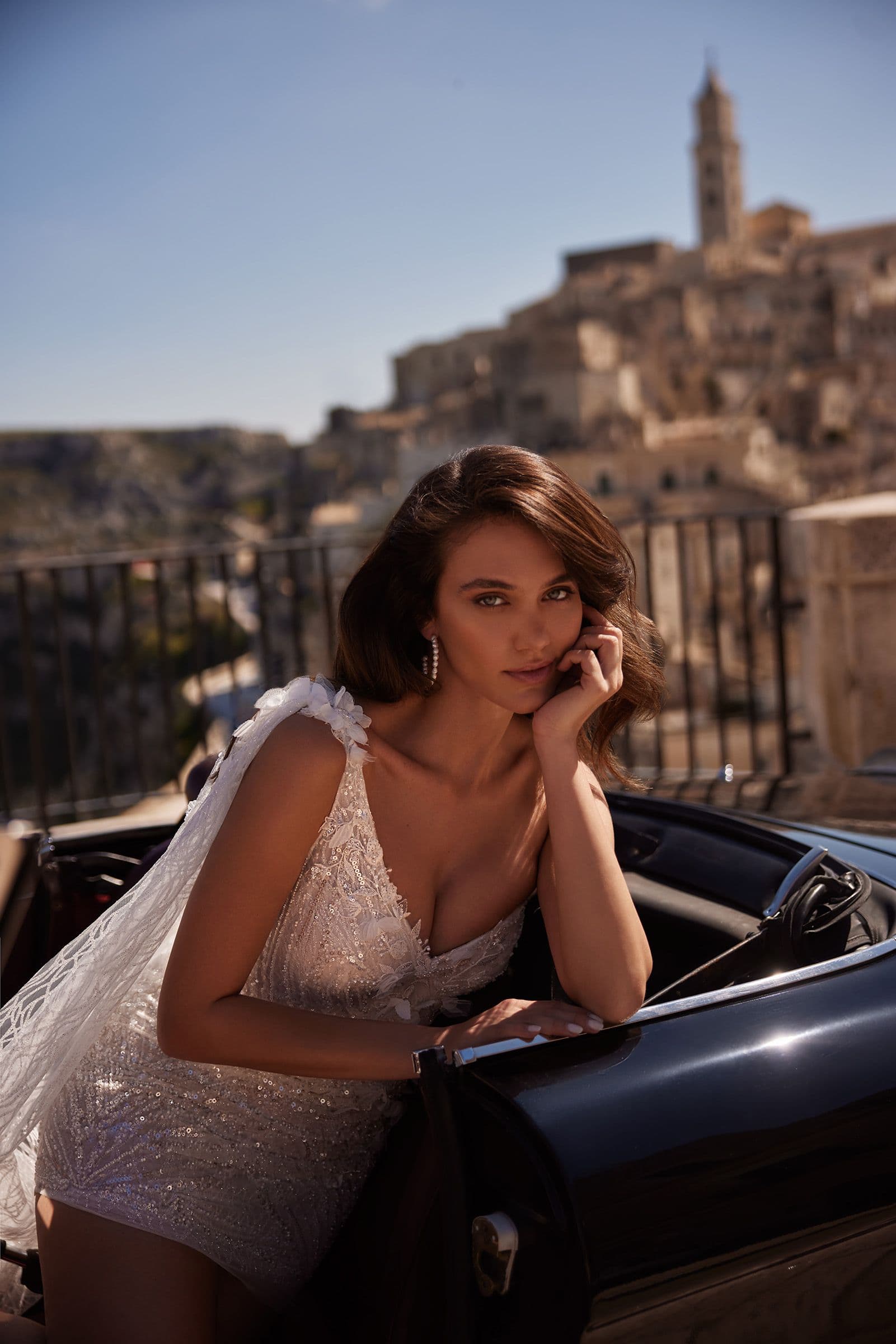 Attractive One Shoulder Wedding Dresses Lace Appliques Sleeveless Pleat Corset Vestidos De Novia