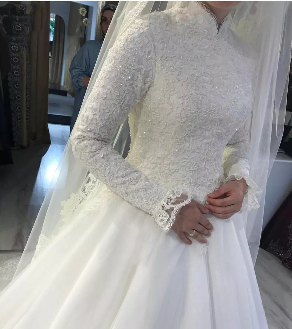 White Arabic Muslim Wedding Dresses Princess High Neck Long Sleeves Lace Appliques Bridal Dresses Robe De Mariage